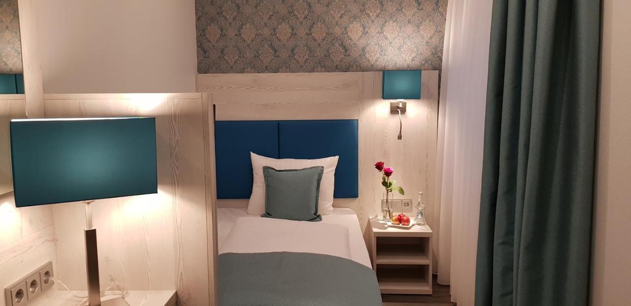 Hotel Budapester Hof ハンブルク エクステリア 写真