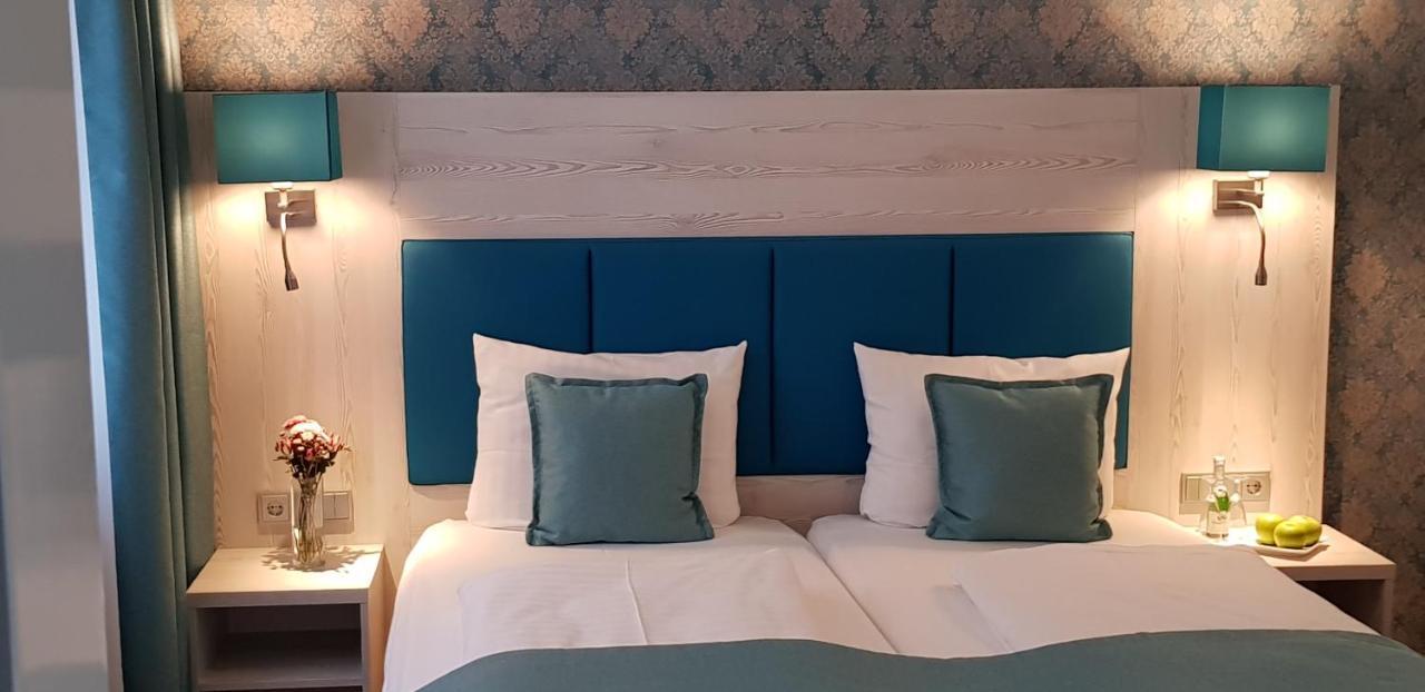 Hotel Budapester Hof ハンブルク エクステリア 写真