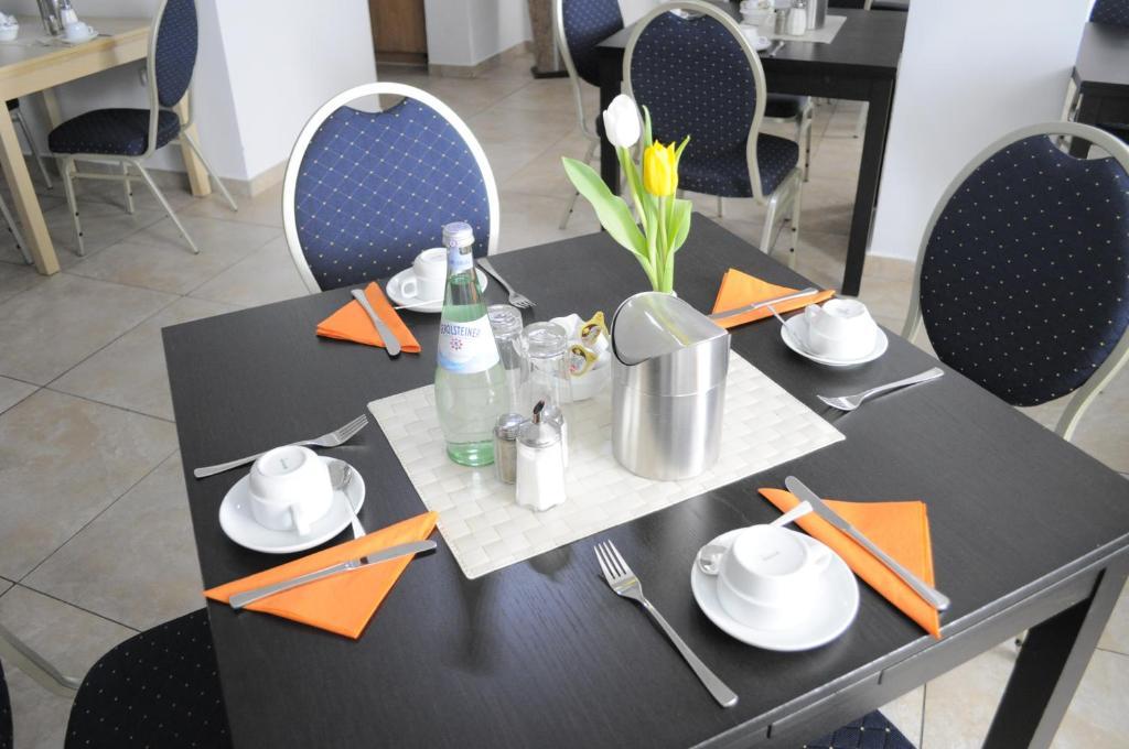 Hotel Budapester Hof ハンブルク エクステリア 写真