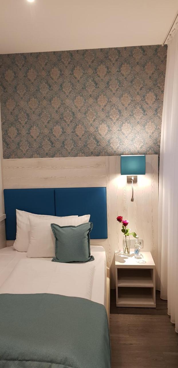 Hotel Budapester Hof ハンブルク エクステリア 写真