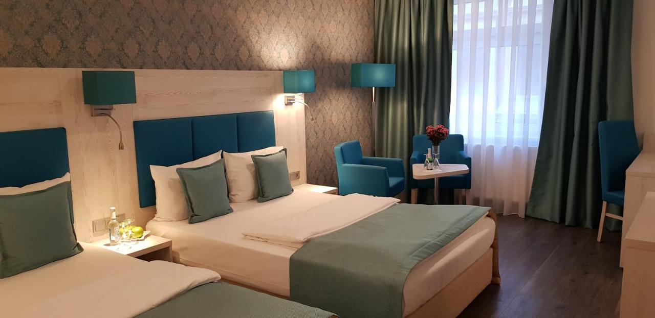 Hotel Budapester Hof ハンブルク エクステリア 写真