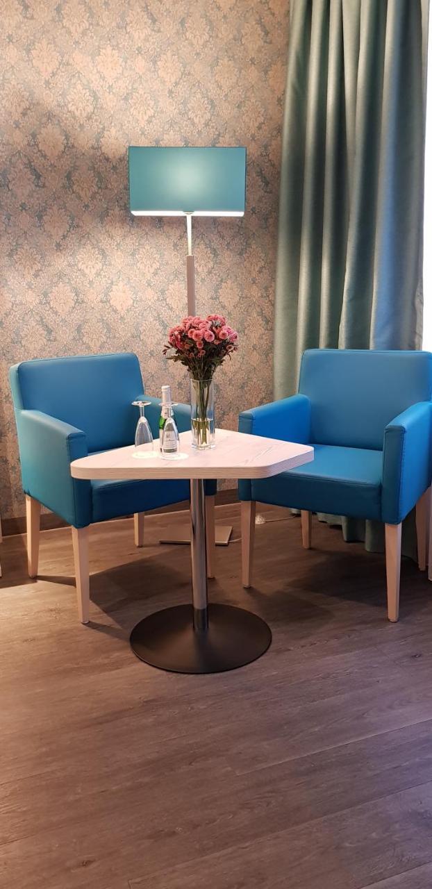 Hotel Budapester Hof ハンブルク エクステリア 写真