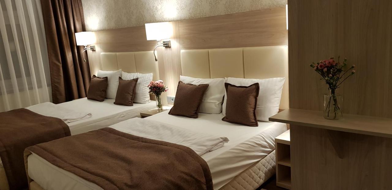 Hotel Budapester Hof ハンブルク エクステリア 写真