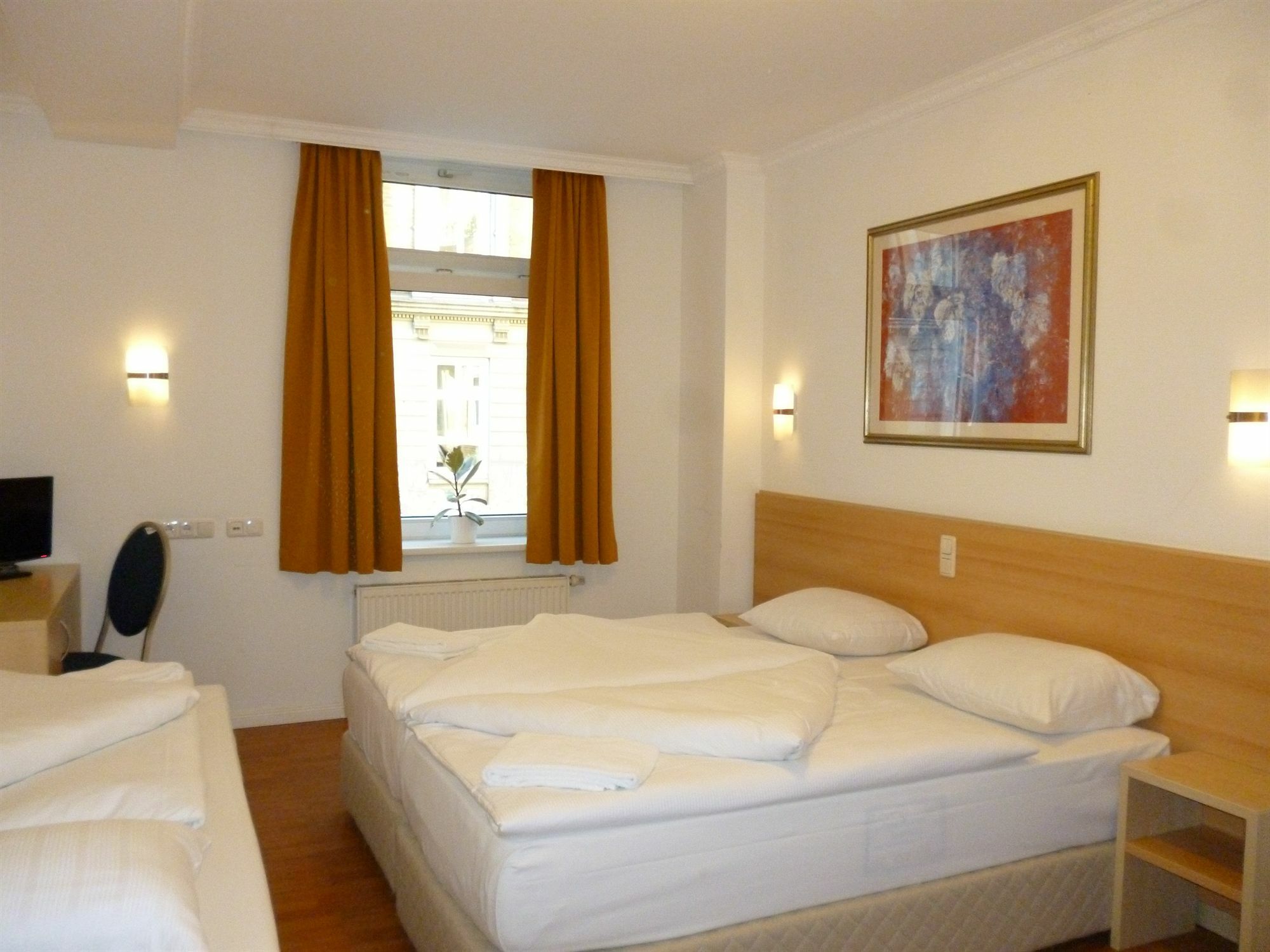 Hotel Budapester Hof ハンブルク エクステリア 写真